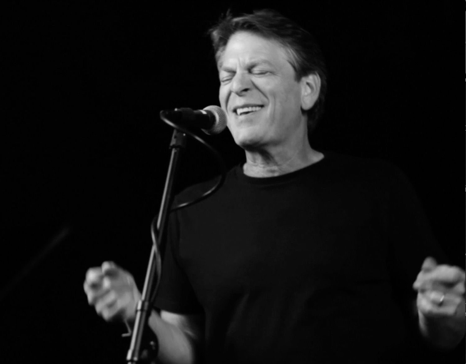 Steve March-Tormé singing
